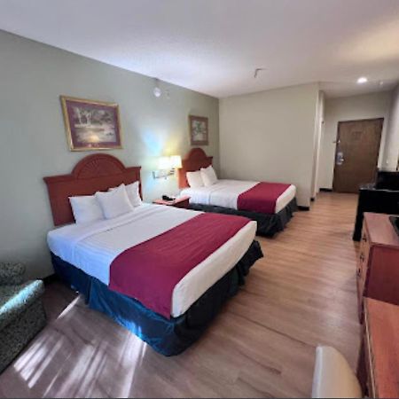 Americas Best Value Inn Wiggins Exteriör bild