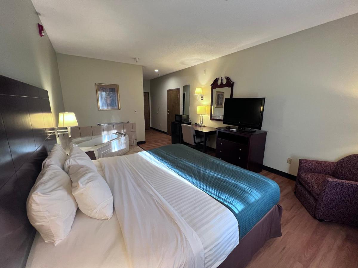 Americas Best Value Inn Wiggins Exteriör bild