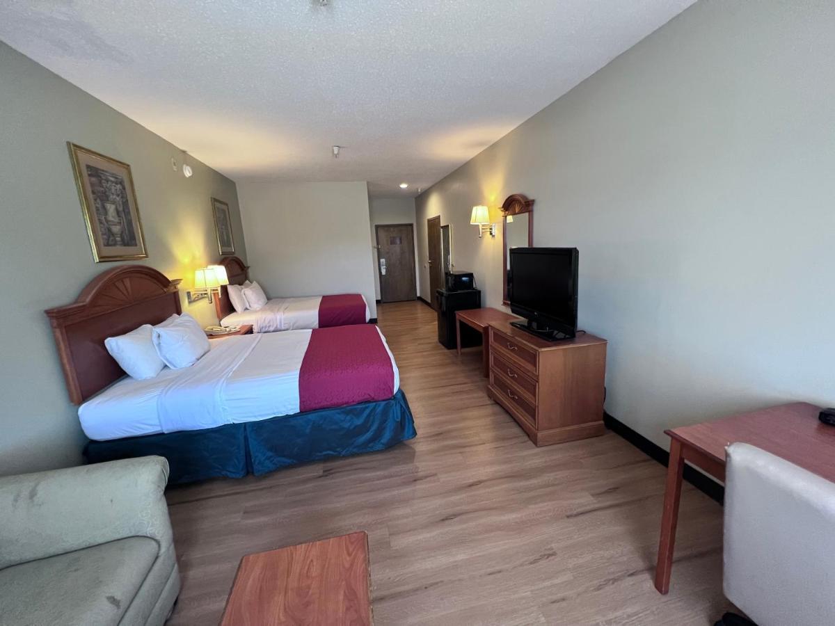 Americas Best Value Inn Wiggins Exteriör bild